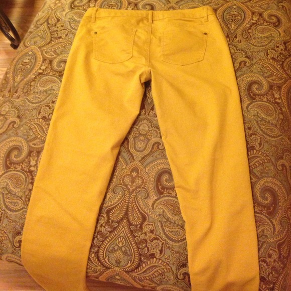 Mustard Yellow Full Length Lightweight Jeans - Picture 3 of 4