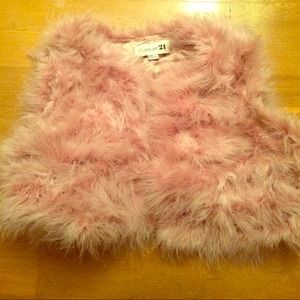 💗Forever21💗pink fury vest