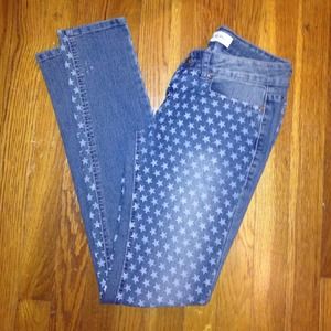 ♦️SOLD♦️Star Struck Skinny Denim