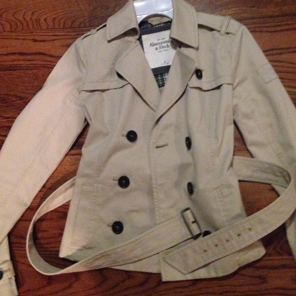 abercrombie and fitch trench coat