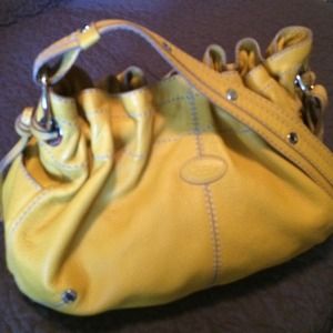 Moving sale!! authentic Tods sachel bag