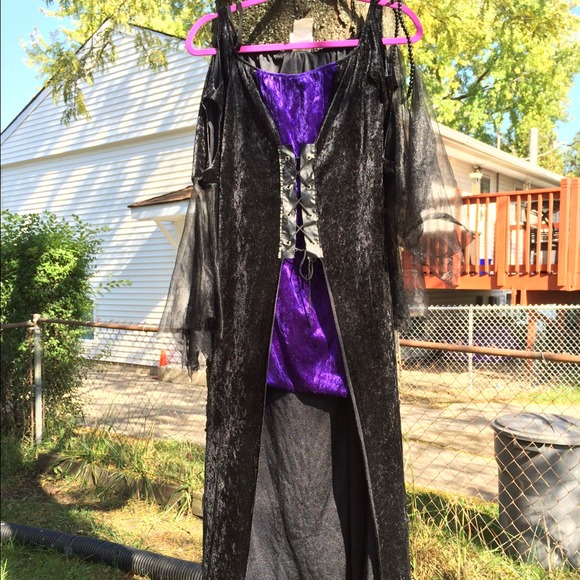Black & purple witch dress