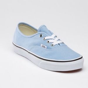 Vans women's classic sneakers