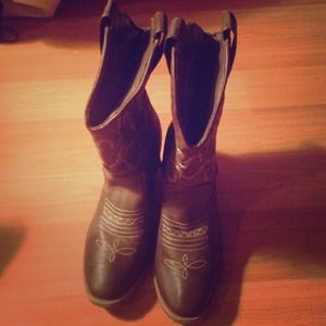 Cowgirl Heeled Boots