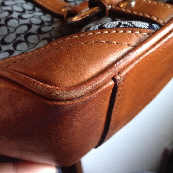 Vintage Coach Gallery Tote - Picture 6 of 9