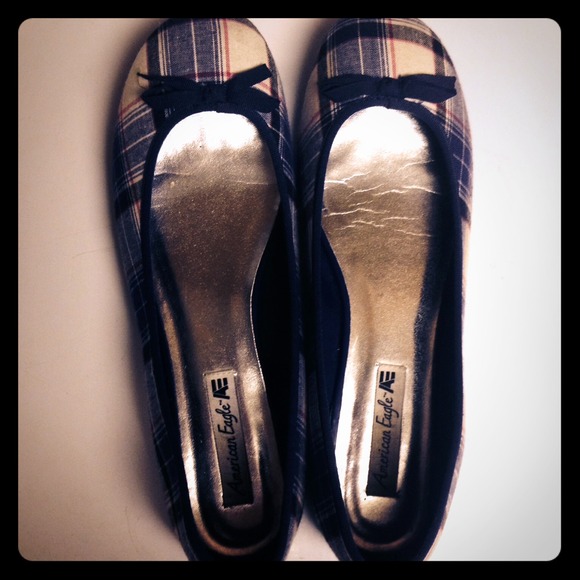 American Eagle Plaid Flats