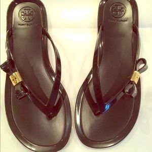 TORY BURCH BLACK JELLY FLATS (AUTHENTIC )
