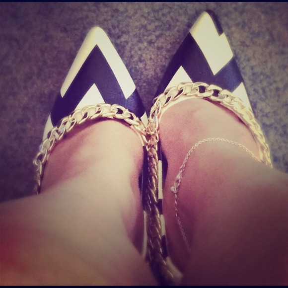 Not for sell, just showing off my posh item!!