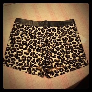 Forever21 Leopard Short