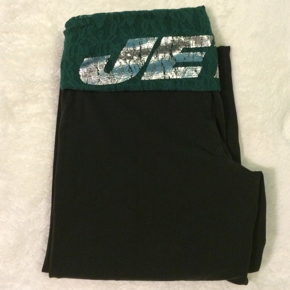 VS black and green jets yoga pants