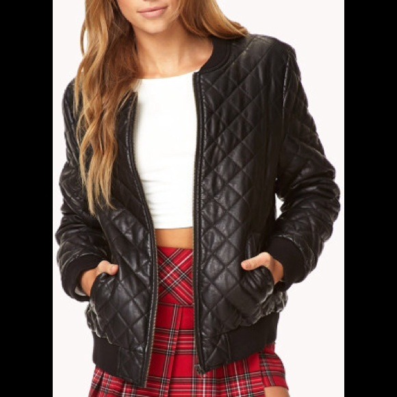๐ price! Black Faux Leather Bomber Jacket - Picture 3 of 4