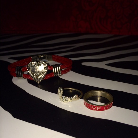 🚫Sold🚫N͜͡E͜͡W͜͡ 3 Piece LOVE Rings & Bracelet - Picture 4 of 4