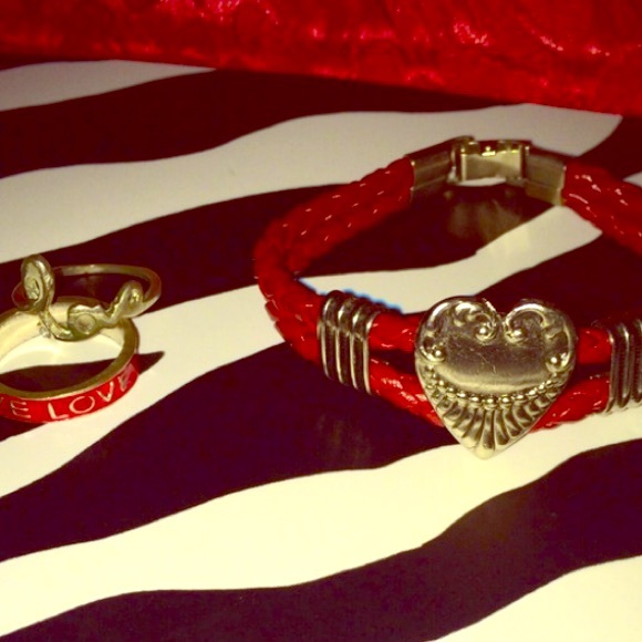 Jewelry - 🚫Sold🚫N͜͡E͜͡W͜͡ 3 Piece LOVE Rings & Bracelet
