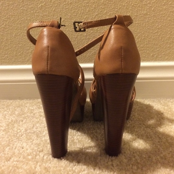 Steve Madden Heels - Picture 3 of 4