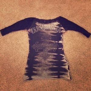 3/4 length black and grey lace cross shirt