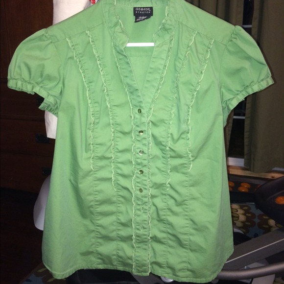 Bundled 🎅Green blouse - Picture 1 of 3