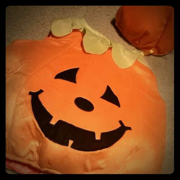 Pumpkin costume