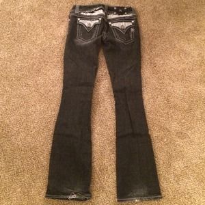 BUNDLED JEANS ALREADY SOLD NO BIDS PLEASE