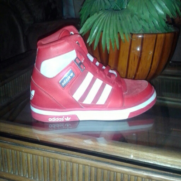 Men sneakers