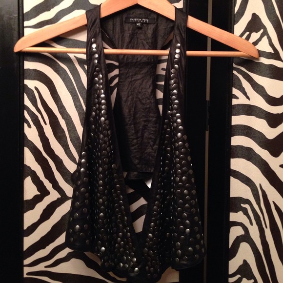 Patrizia Pepe Size black leather look vest