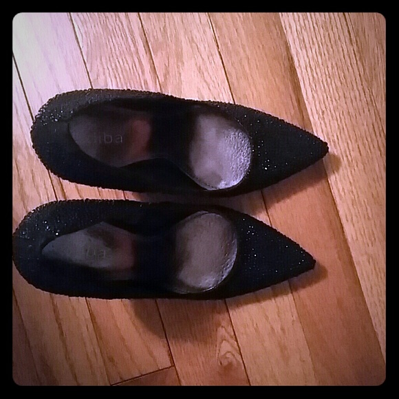 Black shoes - Picture 1 of 4