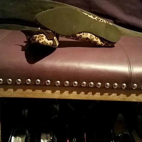Shoes - Picture 2 of 3
