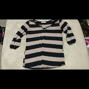 3/4 quarter sleeve shirt
