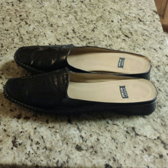 Stuart weitzman shoes - Picture 2 of 4