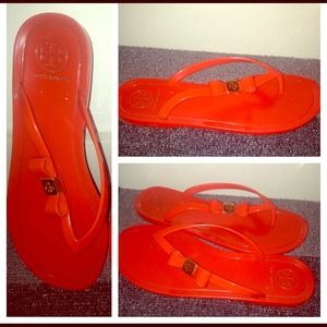 AUTHENTIC!!! Tory Burch orange scandal!