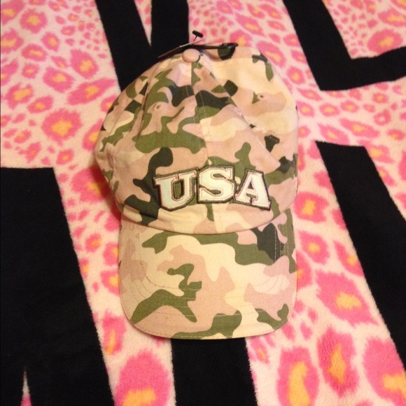 🔴 🆕NWT Pink USA 🇺🇸 camo hat