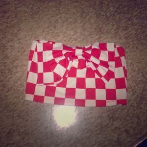 Red squared crop top