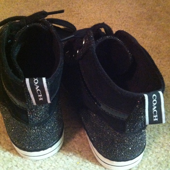 ⚡SOLD IN BUNDLE⚡Authentic black Coach shoes - Picture 2 of 4