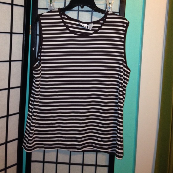 Brown & White Top
