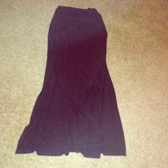 Maxi Skirt.