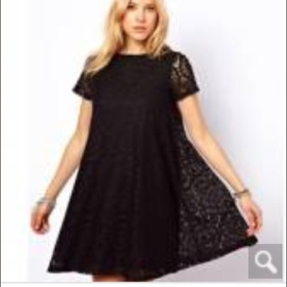 Dresses & Skirts - Lace tunic dress