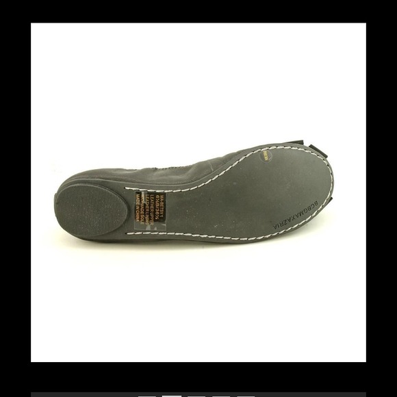 Brand new with box BCBG flats - Picture 2 of 3