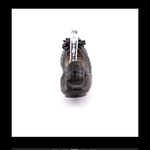 Brand new with box BCBG flats - Picture 3 of 3