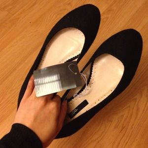 Urban Outfitters Black felt flats