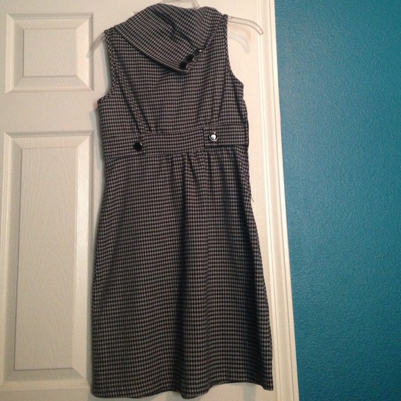 Black and white houndstooth dress(worn ONCE)