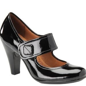 SOFFT Black Patent Mary Jane Heel Pump, Size 8.5