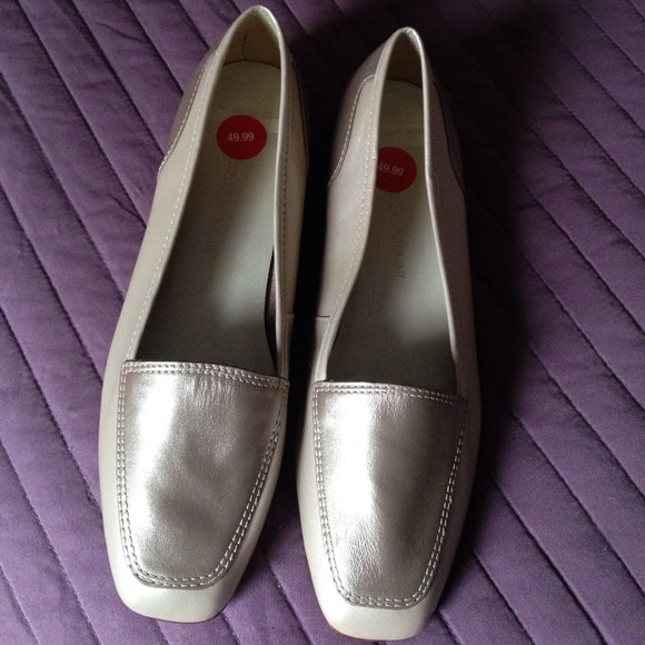 Enzo Angiolini liberty . New! 7M mushroom lustr