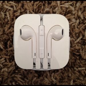 Authentic Apple earbuds
