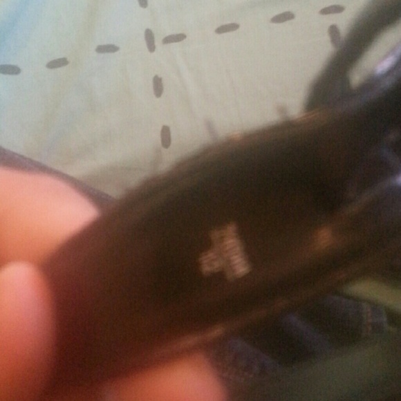 Sandals - Picture 2 of 2