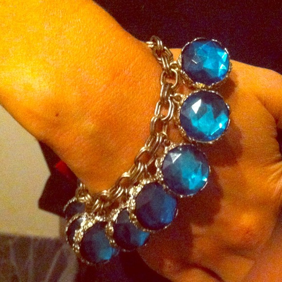 Moroccan style costume bracelet. Color blue/gold