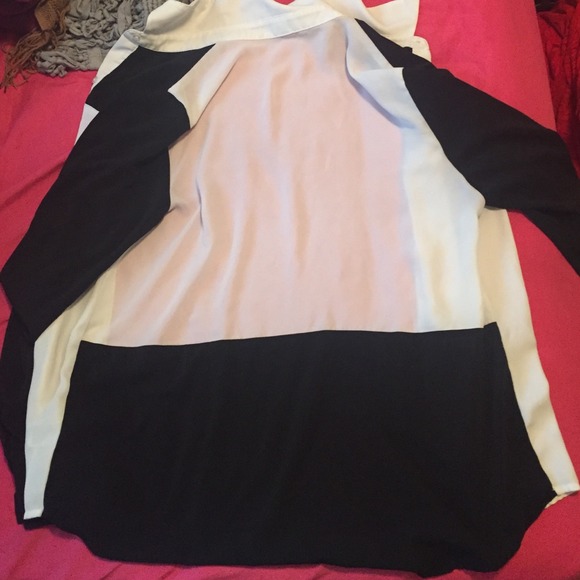 Color blocked chiffon button down - Picture 3 of 3