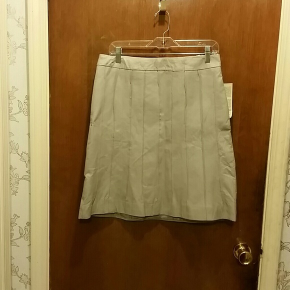 100% leather grey pleated skirt
