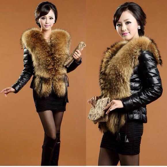 Black puff jacket with fur
