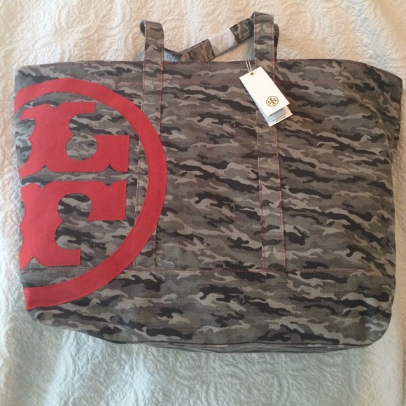 Tory burch tote