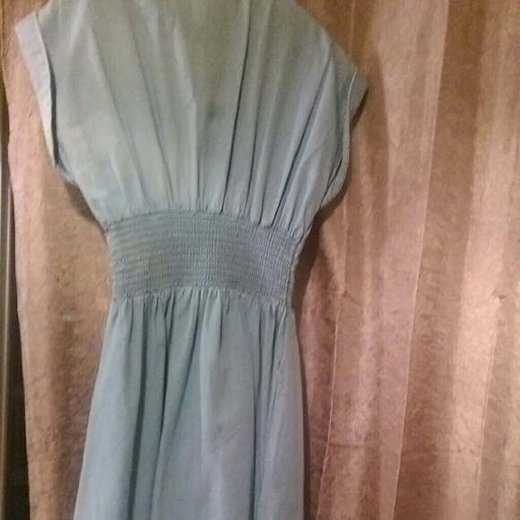 Dress - Picture 3 of 4