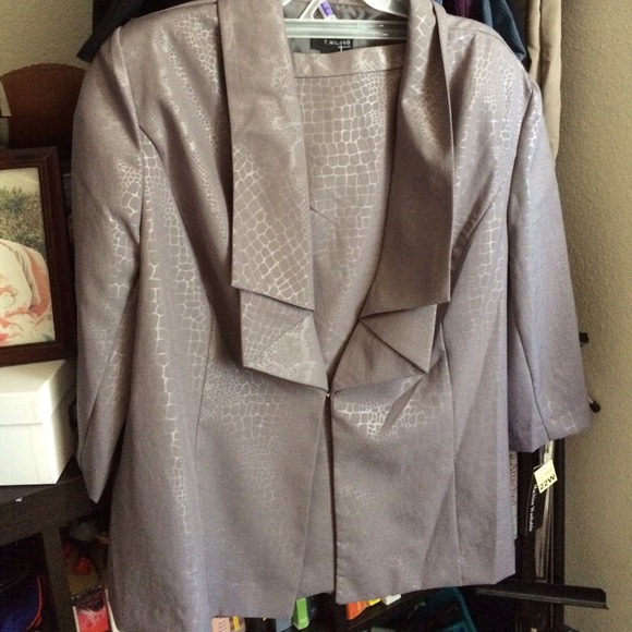 Blazer and skirt suit - Picture 1 of 1